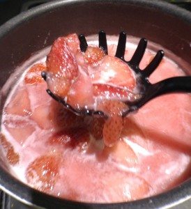Remove the strawberries - Easy, Sweetie Strawberry Syrup